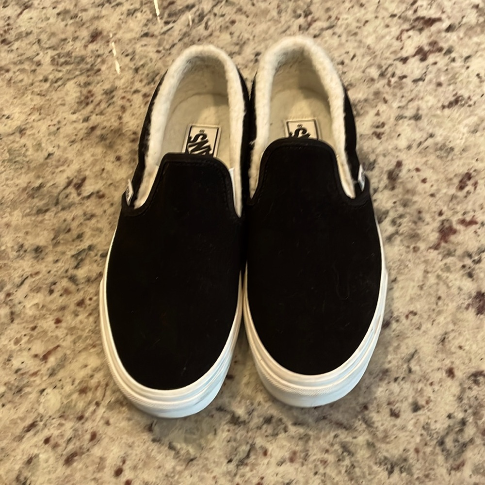 Vans - Picture 3 of 3